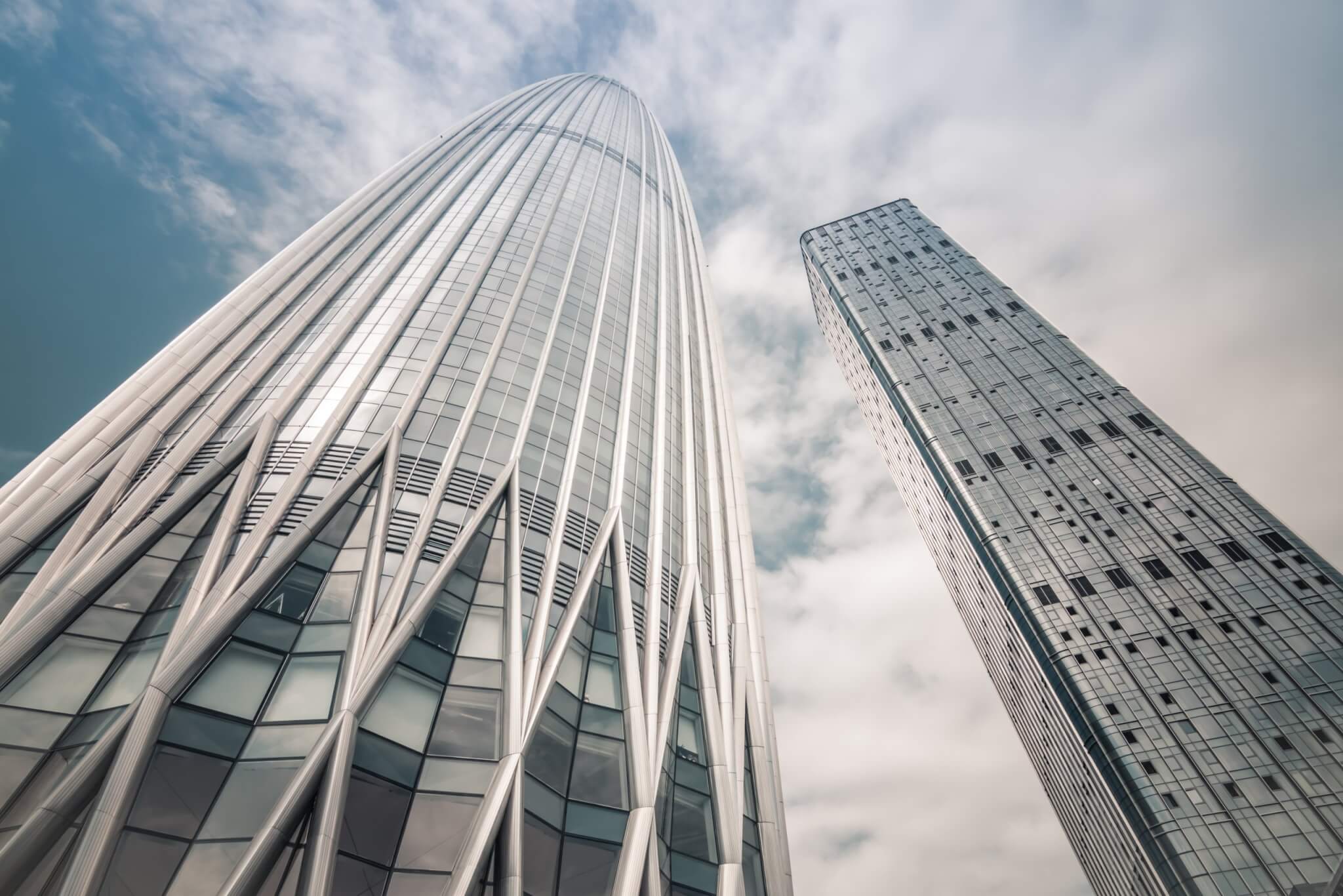 china skyscraper wobbles china skyscraper wobbles